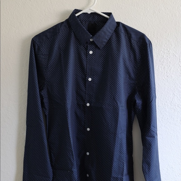 H&M Slim Fit Easy-iron Shirt - Picture 1 of 3
